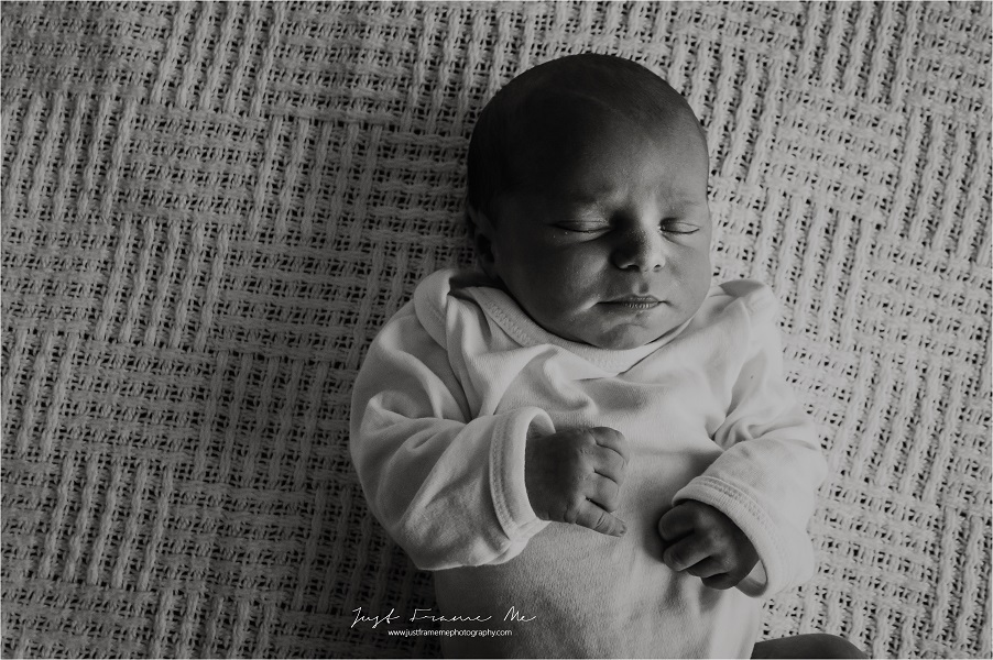 Levi Newborn Lifestyle -20jpg